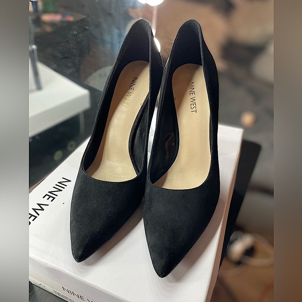 #2 - Nine West Black Suede Stiletto Pointy Toes Heels - Picture 2 of 12